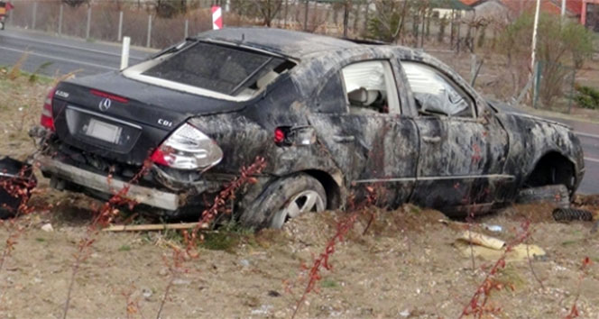 AK Partili belediye başkanı ve ilçe başkanı kaza yaptı