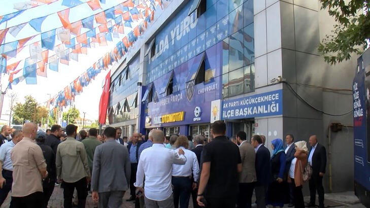 AK Partili belediye başkanlarından Küçükçekmece’ye çıkarma