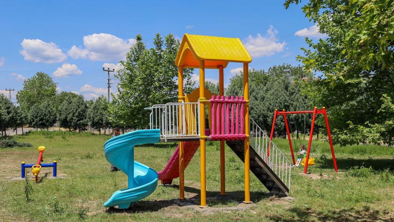 AK Partili belediyeden jet hızıyla reaksiyon! 8 yaşındaki kızı kırmadılar