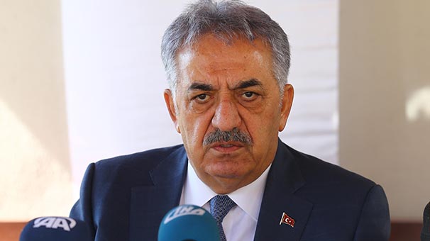 AK Parti'li Hayati Yazıcı: Her salı günü CHP Grubunda bir hakaret borsası var