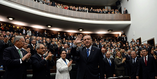 AK Partili isimden partisine beklenmedik eleştiri: Kimse kaybetmekten dolayı üzülmüyor