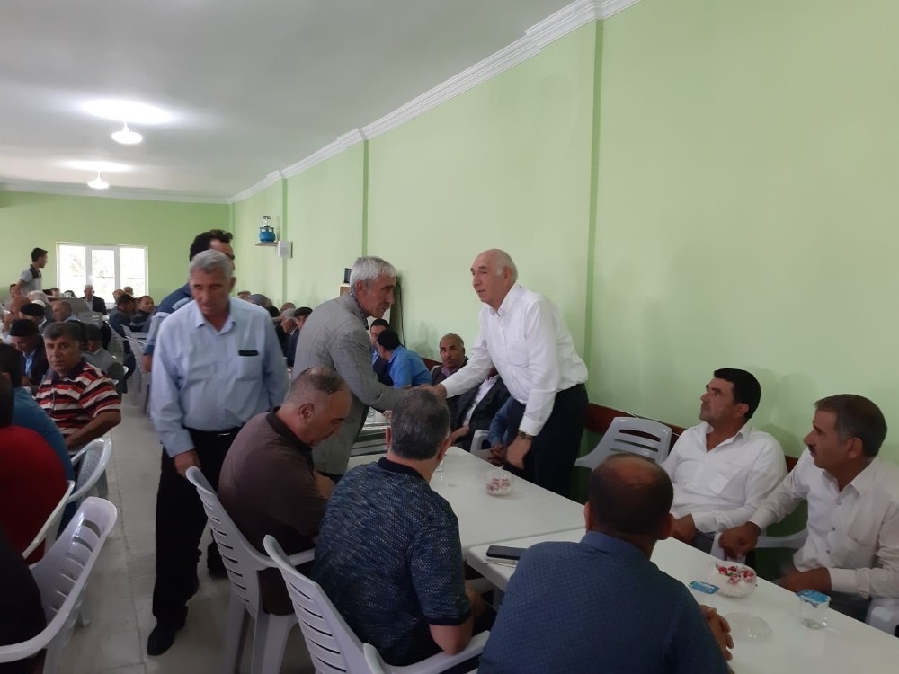 AK Parti’li Kartal, hemşehrileriyle kucaklaştı 