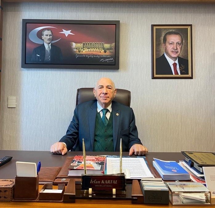 AK Parti’li Kartal’dan ‘Polis Haftası’ mesajı 