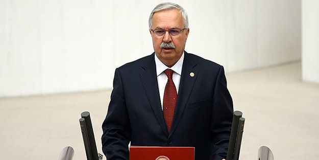 AK Partili Köylü’den Akit muhabirlerine çirkin saldırı