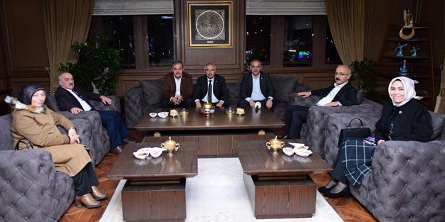 AK Partili Lütfi Elvan: Dünya çapında uygulamalarımız var