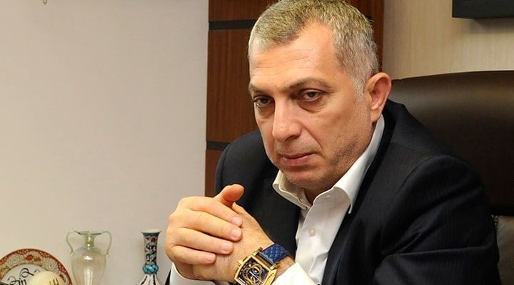 AK Partili Metin Külünk’ten, İmamoğlu’nun ayağına giden AK Parti’ye yakın o isme çok sert tepki: Derebeyi, fırsatçı, Türkiye bu modellerden çok çekti