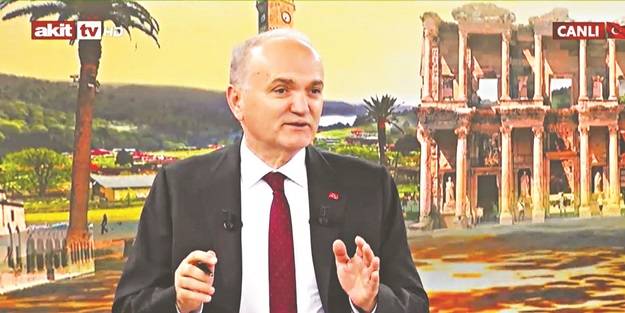 AK Partili Özlü’den Akit’e ziyaret