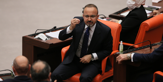 AK Parti'den CHP'ye güldüren teklif!