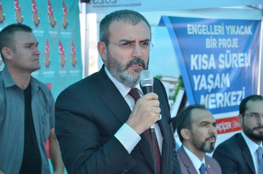AK Parti’li Ünal, üniversiteyi kazanan gençlerle buluştu 