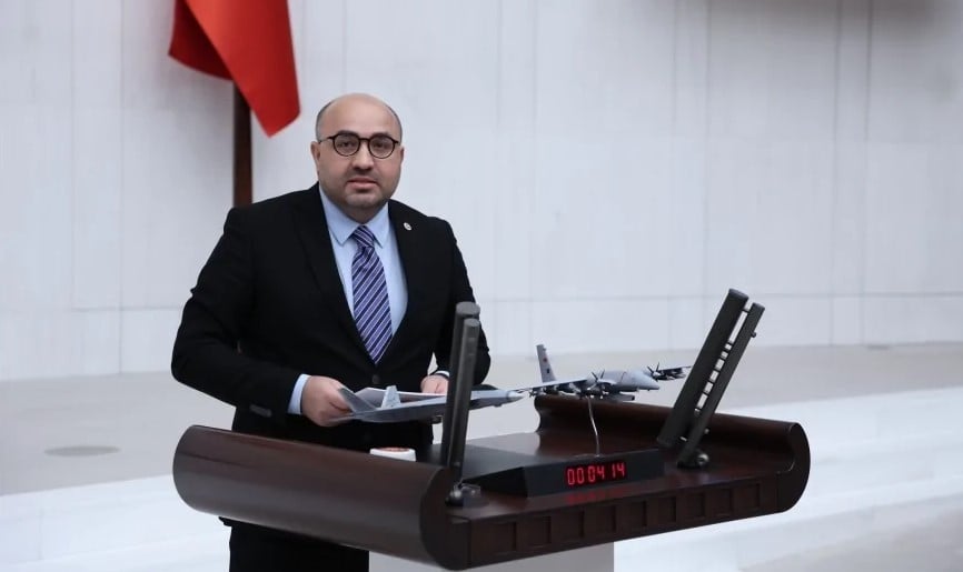 AK Partili vekilden sıcak yorumlar: PKK’nın raf ömrü doldu, SDG geldiği gibi gidiyor