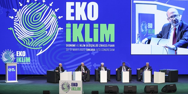 AK Partili yetkililerin gözü önünde Erdoğan düşmanlığı!