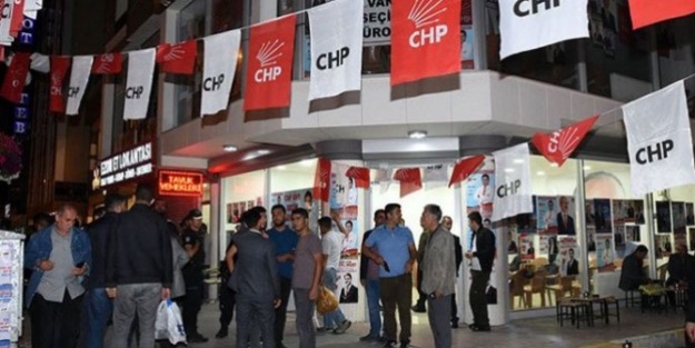 AK Partililer ve CHP'liler arasında gerginlik! Yaralı var
