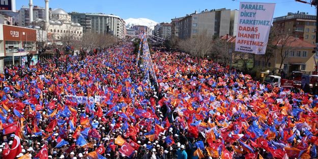 AK Partilileri soymaya çalışan yankesiciye suçüstü