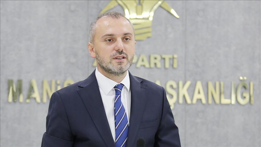 AK Parti'nin 108 ilçedeki olağan kongreleri ertelendi