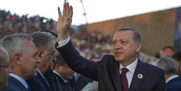 AK Parti'nin 16. kuruluş yıl dönümü etkinlikleri başladı