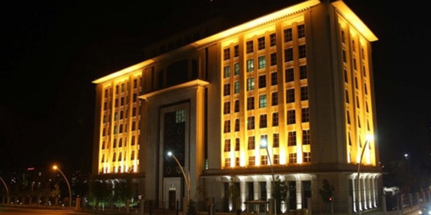 AK Parti'de bin 230 belediye başkan adayı açıklandı