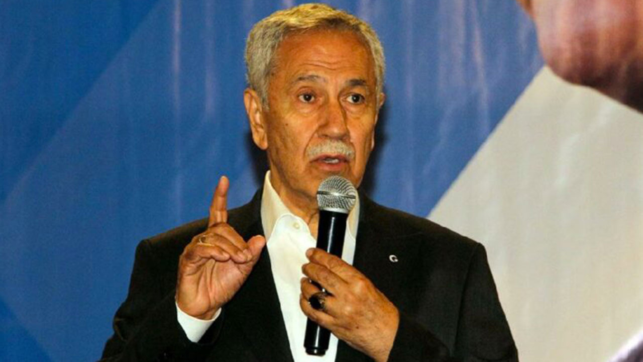 AK Parti'nin kamburu Arınç yine suyu bulandırma peşinde