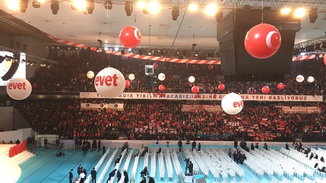 AK Parti'nin referandum kampanyası başladı