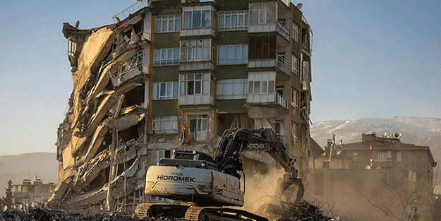 AK Parti'nin seçim beyannamesinde deprem revizyonu