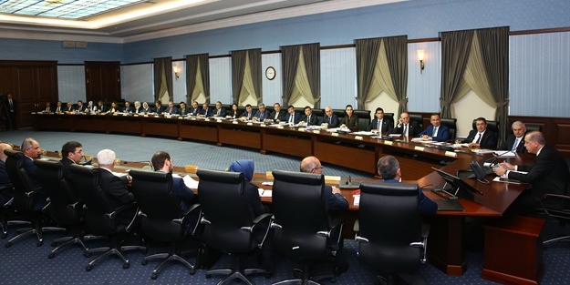 AK Parti'nin yeni MYK'sı belli oldu