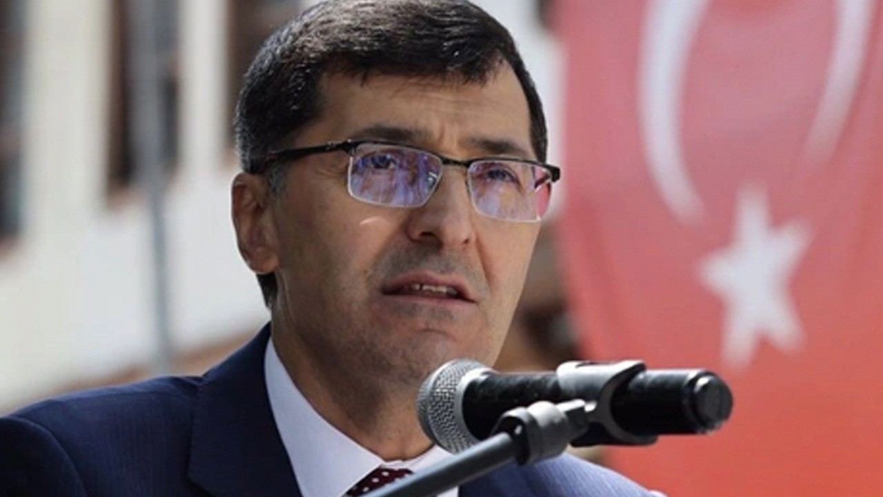 AK Parti'ye geçeceği iddia edilen Kütahya Belediye Başkanı Kahveci'den açıklama