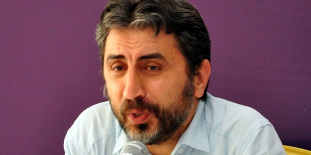 AK Parti'yi hedef alan Milli Gazete yazarı, AK Parti'den geçinmeye devam ediyor