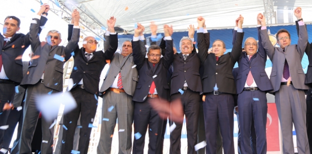 AK Parti’den Van çıkarması