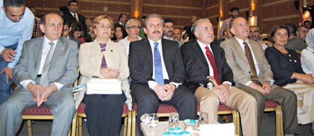 AK Parti’nin 12. kuruluş yılında Mısır’daki zulme lânet