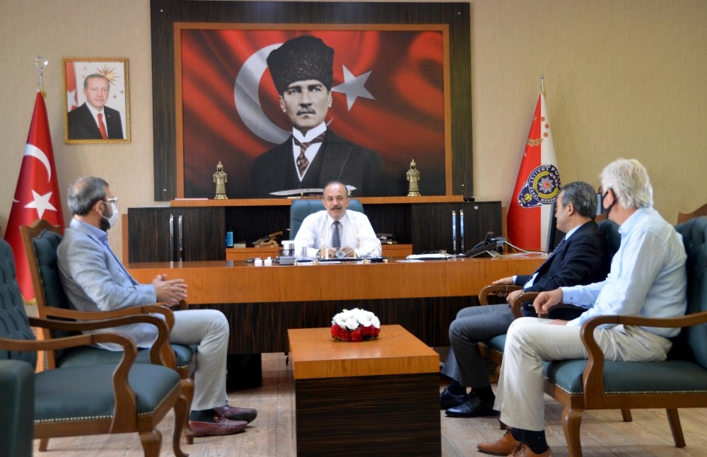 AKAMDER Başkanı Karslıoğlu