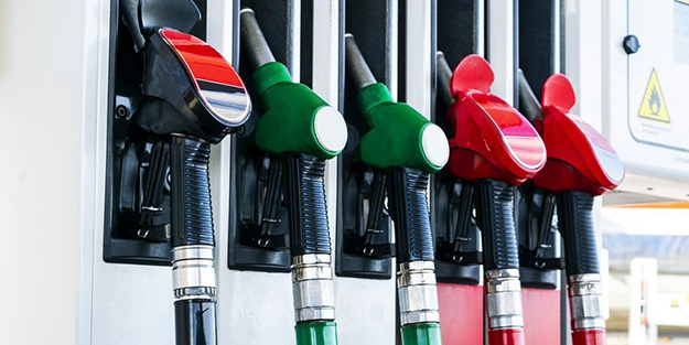 Akaryakıt fiyatları 00.01 itibariyle değişti! Zam tabelaya yansıdı