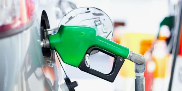 Akaryakıt fiyatları için korkutan senaryo! 'Bu bir öngörüdür' diyerek duyurdu