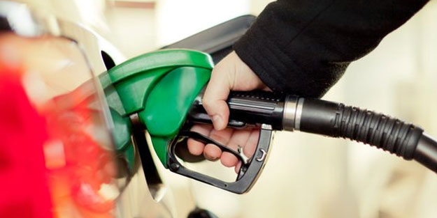 Akaryakıt fiyatları olumsuz etkilenecek! İç karartan petrol tahmini