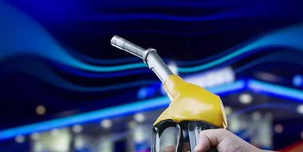 Akaryakıt fiyatları: Tabela yeniden değişiyor! İkinci kez o tarihte Gece 00:01'de motorine indirim geliyor, açıklandı