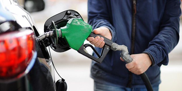 Akaryakıt fiyatlarına bir büyük zam daha geliyor! Duyan işi gücü bırakıp istasyonlara koşacak