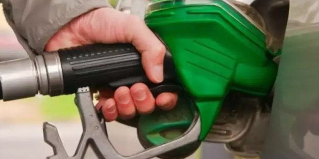 Akaryakıt fiyatlarına gelecek zam iptal edildi! Brent petrol fiyatı ne kadar oldu? İşte benzin, motorin fiyatı