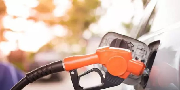 Akaryakıt fiyatlarına sert düşüş: Fiyatlarında indirime gidildi, fiyatı düştü! Yeni akaryakıt fiyatları değişti