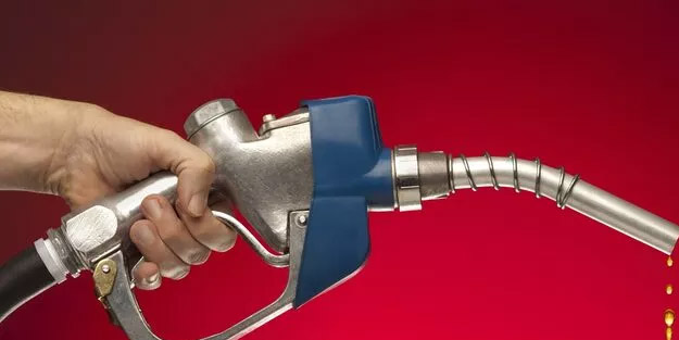 Akaryakıt fiyatlarına zam, indirimi geldi mi? Güncel fiyatları son dakika: Zamlı brent petrol, LPG, motorin(mazot), benzin fiyatı ne kadar oldu? 17 Ocak 2023