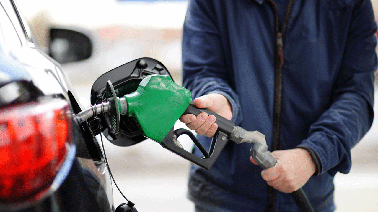 Akaryakıt fiyatlarında sürpriz! Motorine indirim yolda