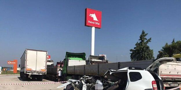 Akaryakıt istasyonlarından yola çıktı TIR'a çarptı: Feci son! Yer Denizli