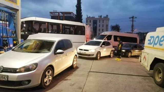 Akaryakıt istasyonlarıyla ilgili şok iddia! Onu yapıyorlar