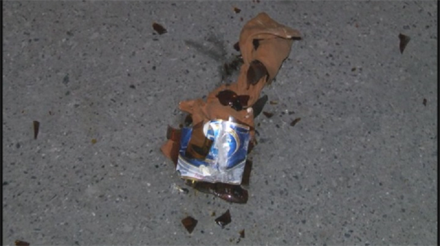 Akaryakıt istasyonuna molotof atıldı