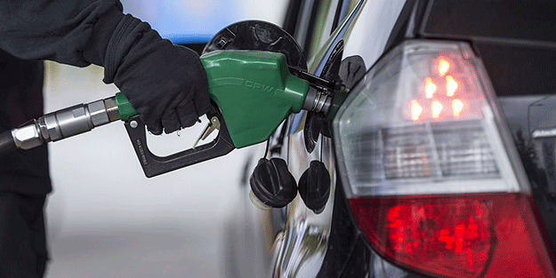 Akaryakıt zamlarıyla ilgili kritik açıklama geldi: Motorin ve benzine...