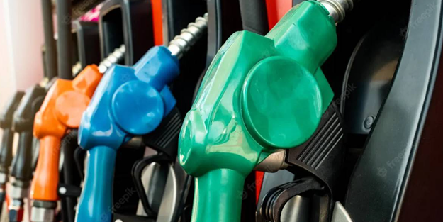 Akaryakıta dev zamlar beklenirken son gelişme herkesi şok etti! Sadece 4 günde oldu, rakam hayret verici