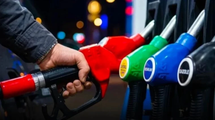 Akaryakıta Savaş Zammı Kapıda: Devlet Vatandaşı Korumaya Aldı!