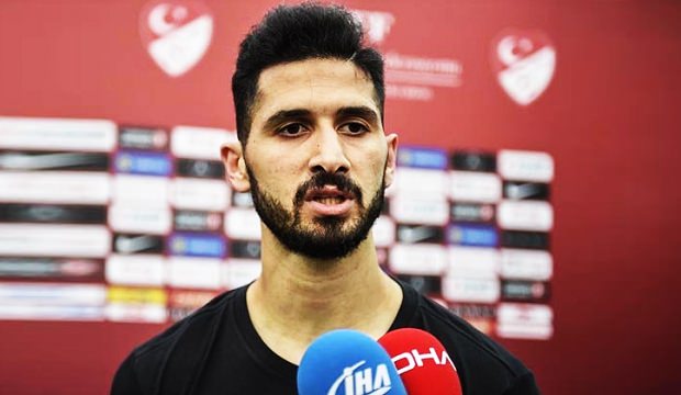 Akbaba Galatasaray için dünyaları reddetti!