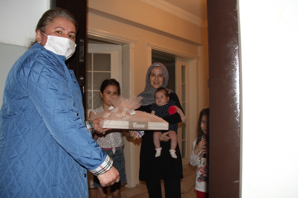 Akçaabat belediyesinden yeni doğan bebeklere 