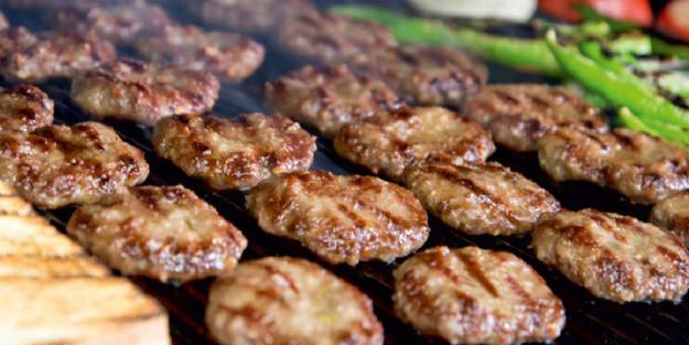 Akçaabat köfte tarifi, nasıl yapılır? Kolay akçaabat köfte tarifi