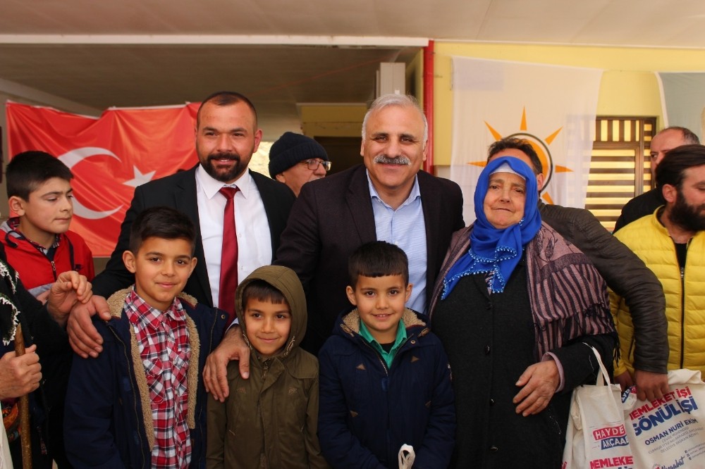 Akçaabat Zorluoğlu’nu kucakladı