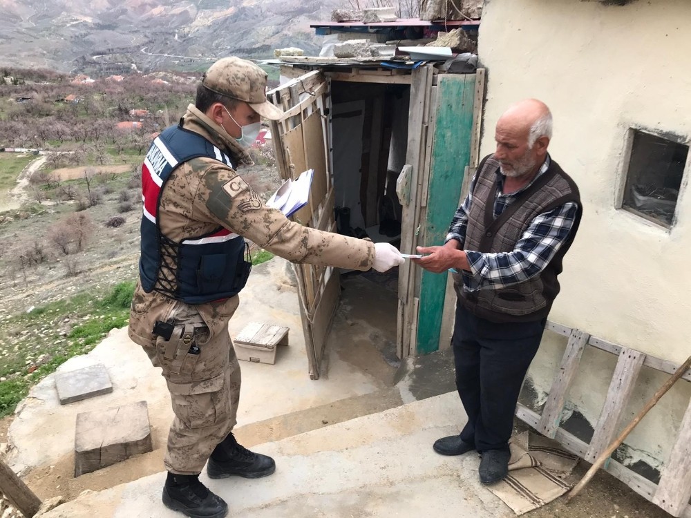 Akçadağ’da sosyal yardımlar dağıtılmaya başlandı 