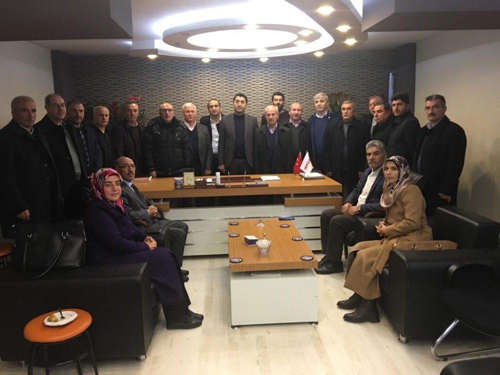 Akçadağ’dan Boyraz’a hayırlı olsun ziyareti 